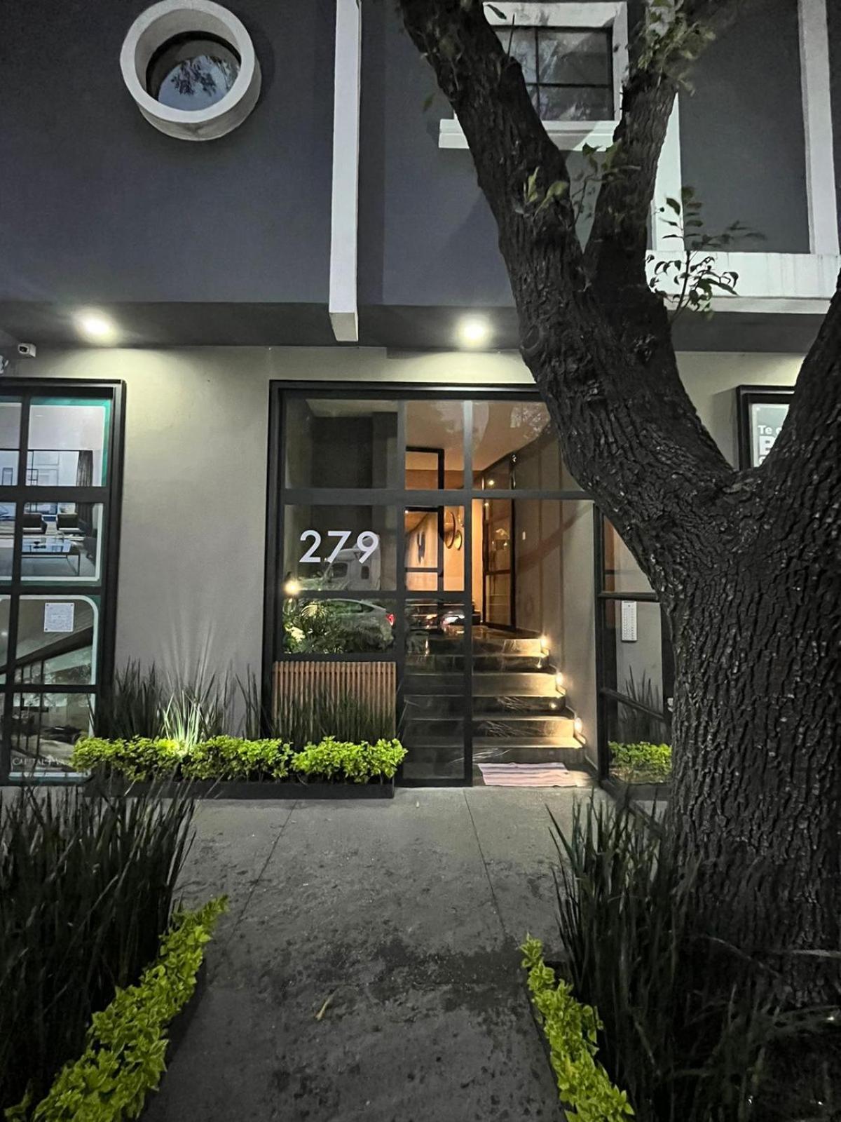 Apartamentos La Condesa Città del Messico Esterno foto