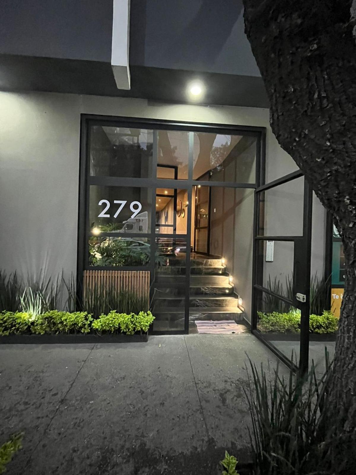 Apartamentos La Condesa Città del Messico Esterno foto